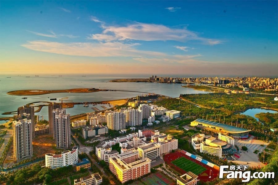 海口湾，城市发展的璀璨明珠新地标亮相