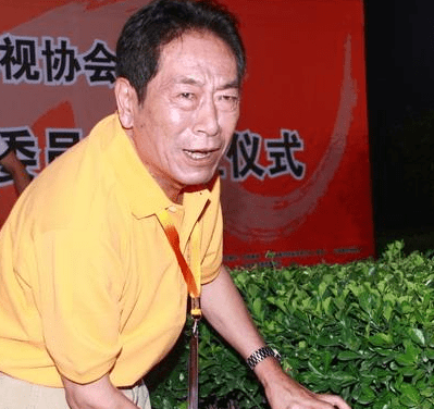 张伟光演员，舞台内外的真挚友情与小日常